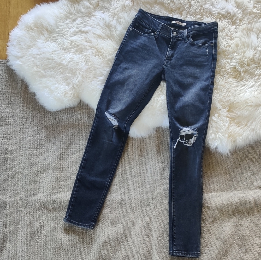 Levi's 711 Jeans